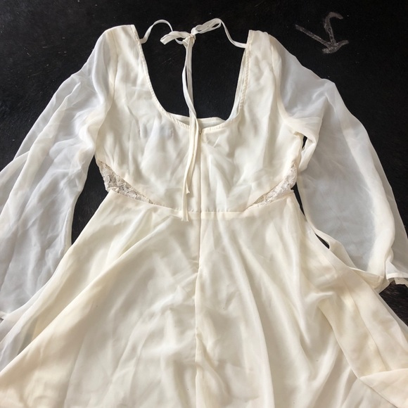 Ivory lace cutout skater dress - Picture 3 of 3